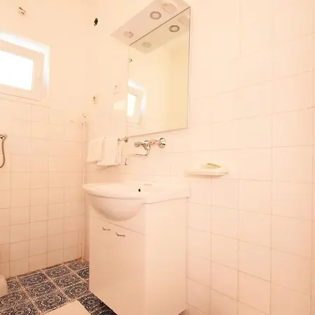 Appartamento By The Sea Starigrad, Paklenica - 6624