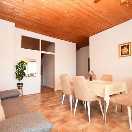 Appartamento By The Sea Starigrad, Paklenica - 6624