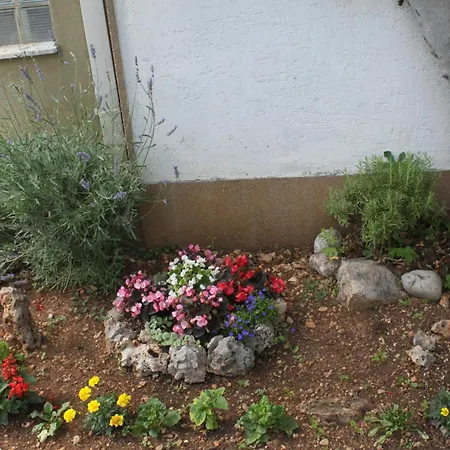 Apartment By The Sea Starigrad, Paklenica - 6624 Starigrad Paklenica